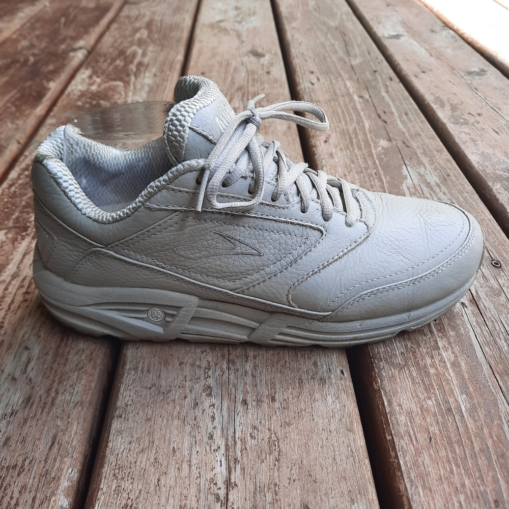 Brooks Addiction Walking Shoes Bone Leather Orthopedic Comfort Shoes Size 9 Wide - Picture 2 of 15